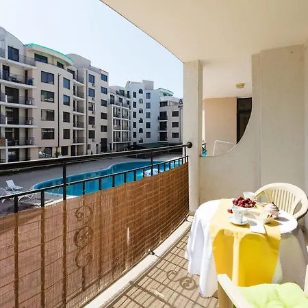 Διαμέρισμα 1bedroom W Balcony &kitchen Wifi ❤rx❤ *